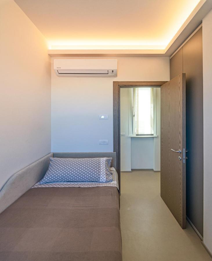 Sea Holidays Apartment 마리아나디피에트라산타 외부 사진