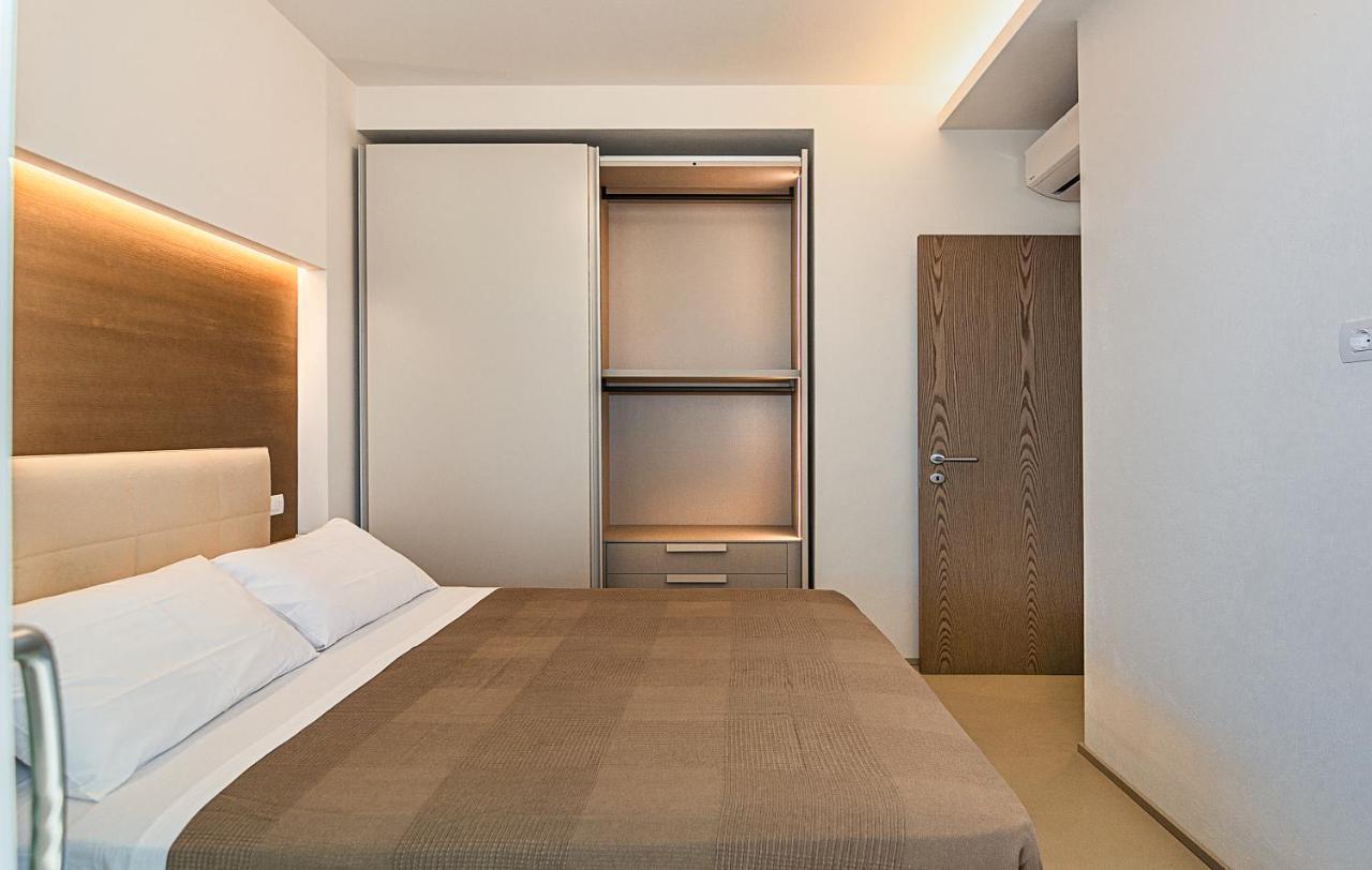 Sea Holidays Apartment 마리아나디피에트라산타 외부 사진