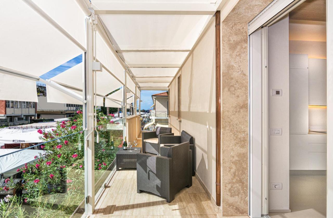 Sea Holidays Apartment 마리아나디피에트라산타 외부 사진